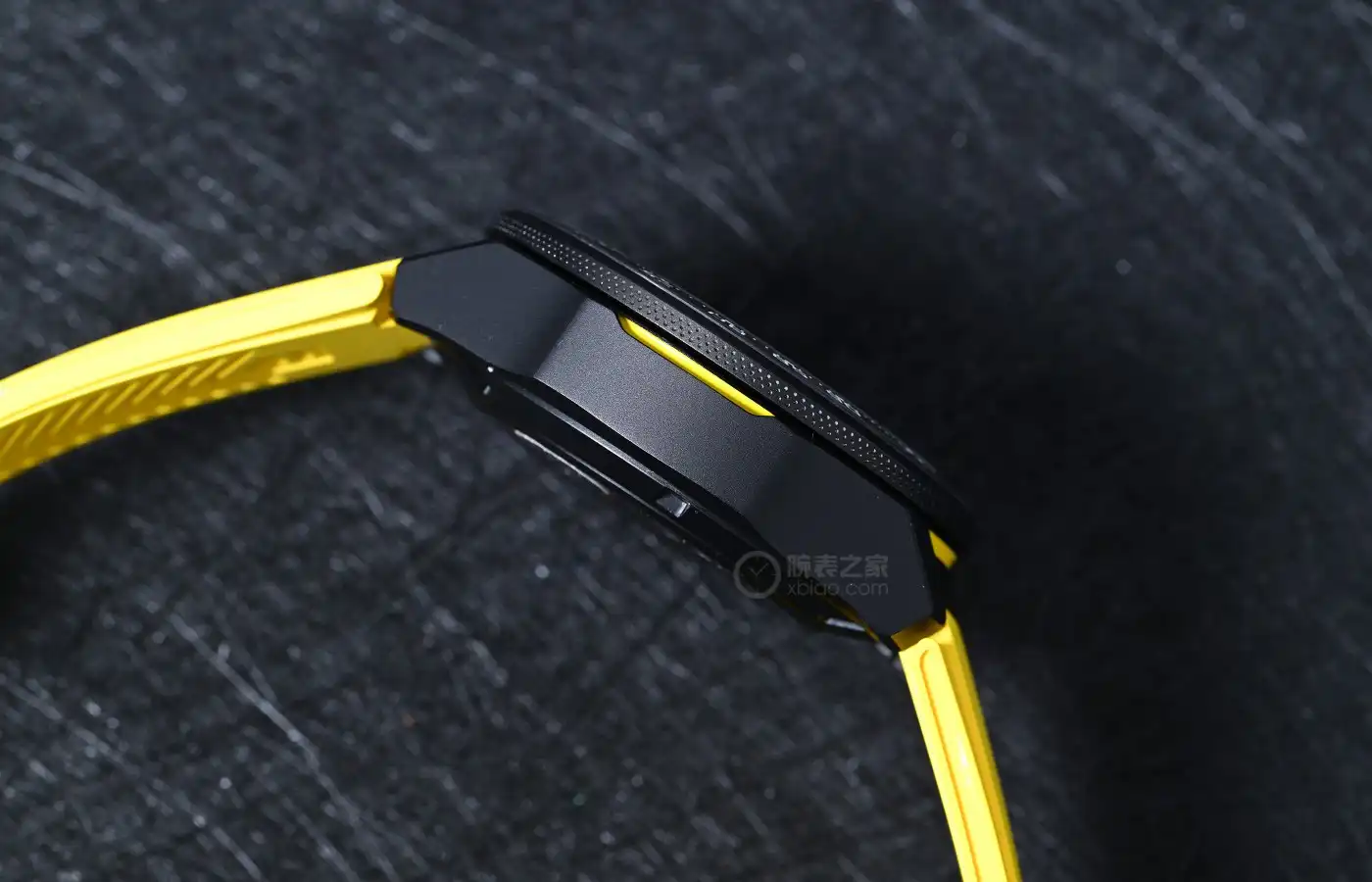 泰格豪雅F1塞纳限量版来了!公价2万起,车神同款腕表续写传奇 | 奈斯探表 泰格豪雅F1塞纳限量版来了!公价2万起,车神同款腕表续写传奇 | 奈斯探表