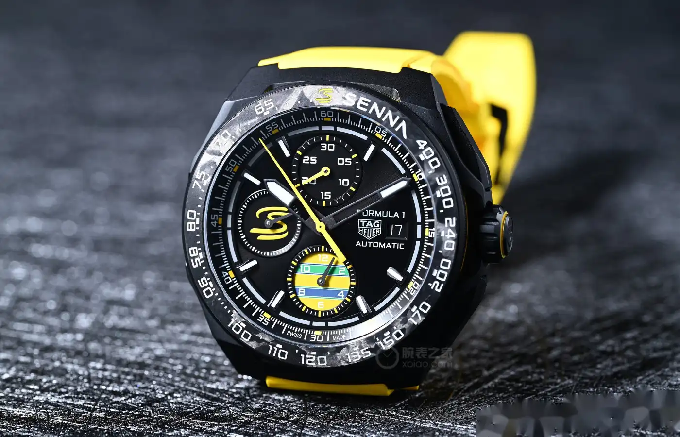 泰格豪雅F1塞纳限量版来了!公价2万起,车神同款腕表续写传奇 | 奈斯探表 泰格豪雅F1塞纳限量版来了!公价2万起,车神同款腕表续写传奇 | 奈斯探表